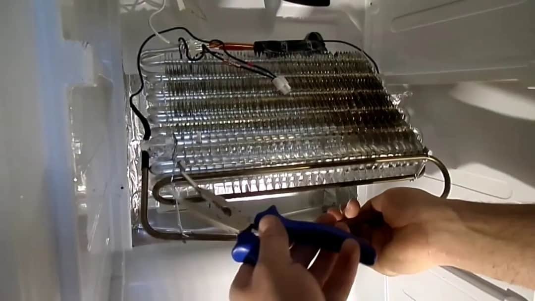 Gdzie jest wentylator w lodówce? Lokalizacja i funkcje - poradnik