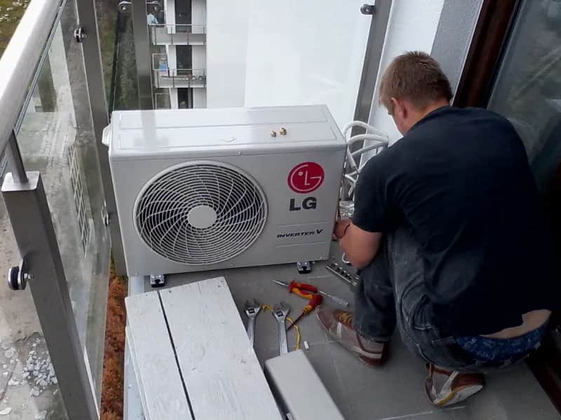 Montaż klimatyzacji w Warszawie: koszty, etapy i porady eksperta