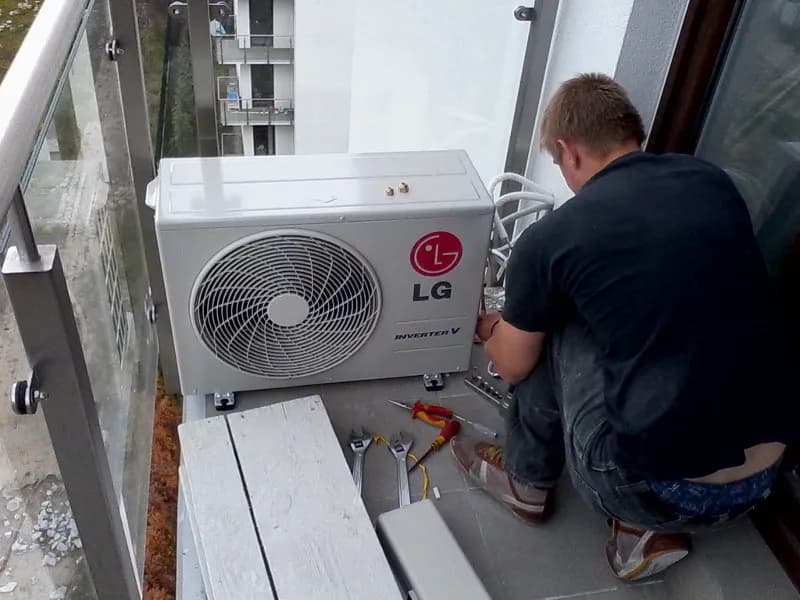 Montaż klimatyzacji w Warszawie: koszty, etapy i porady eksperta